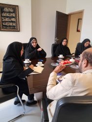 نشست ریاست و اعضای گروه خانواده پژوهشکده با معاون فرهنگی پژوهشگاه