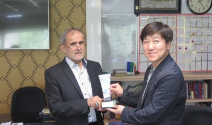 امضاء تفاهم نامه پژوهشگاه با دانشگاه هانکوک کره جنوبی