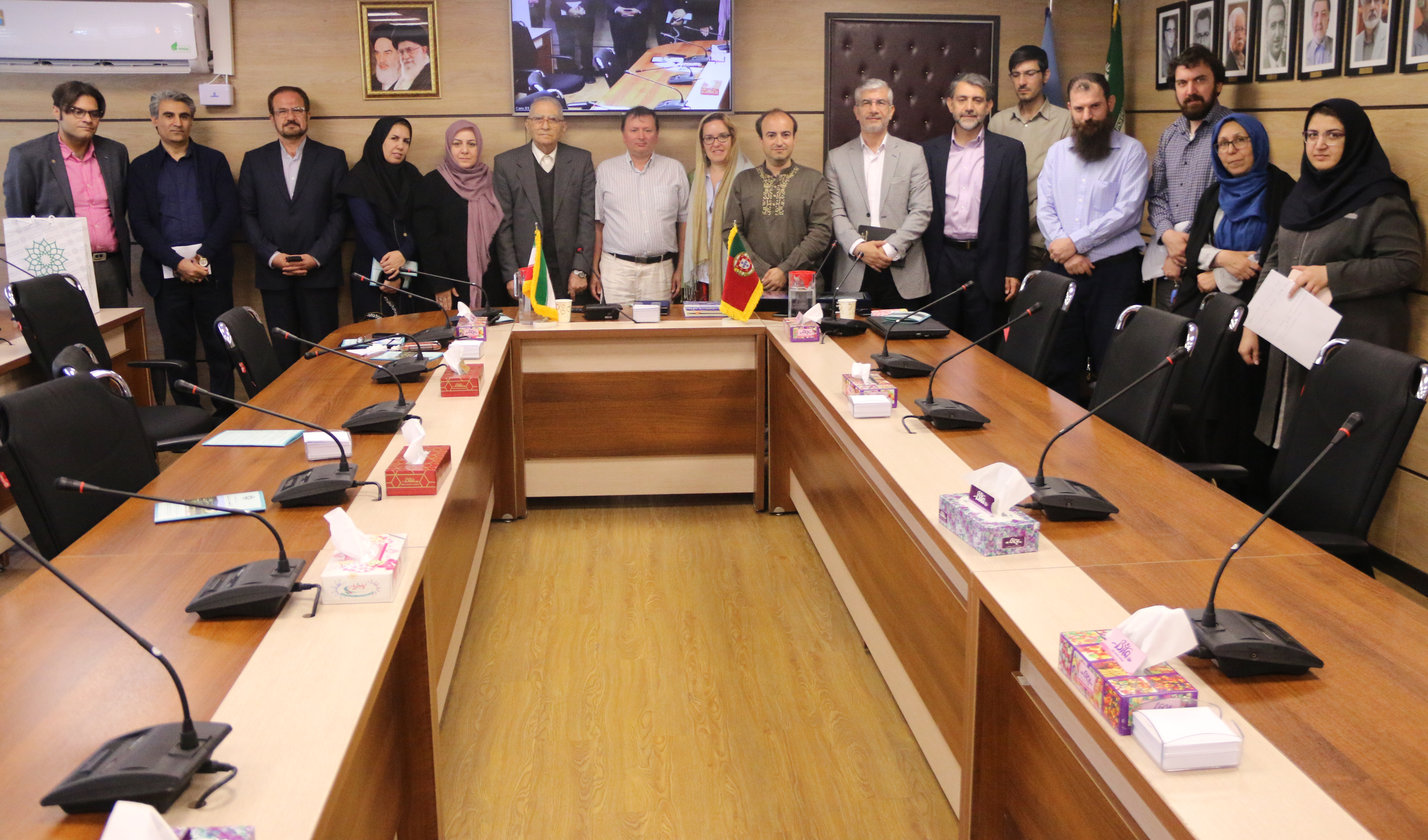 گزارش دیدار هیأت پرتغالی از پژوهشگاه علوم انسانی و مطالعات فرهنگی