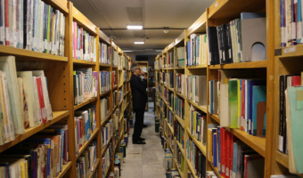 بازدید مدیرعامل ایرنا از کتابخانه مرکزی پژوهشگاه همزمان با گسترش همکاریهای راهبردی پژوهشگاه و ایرنا