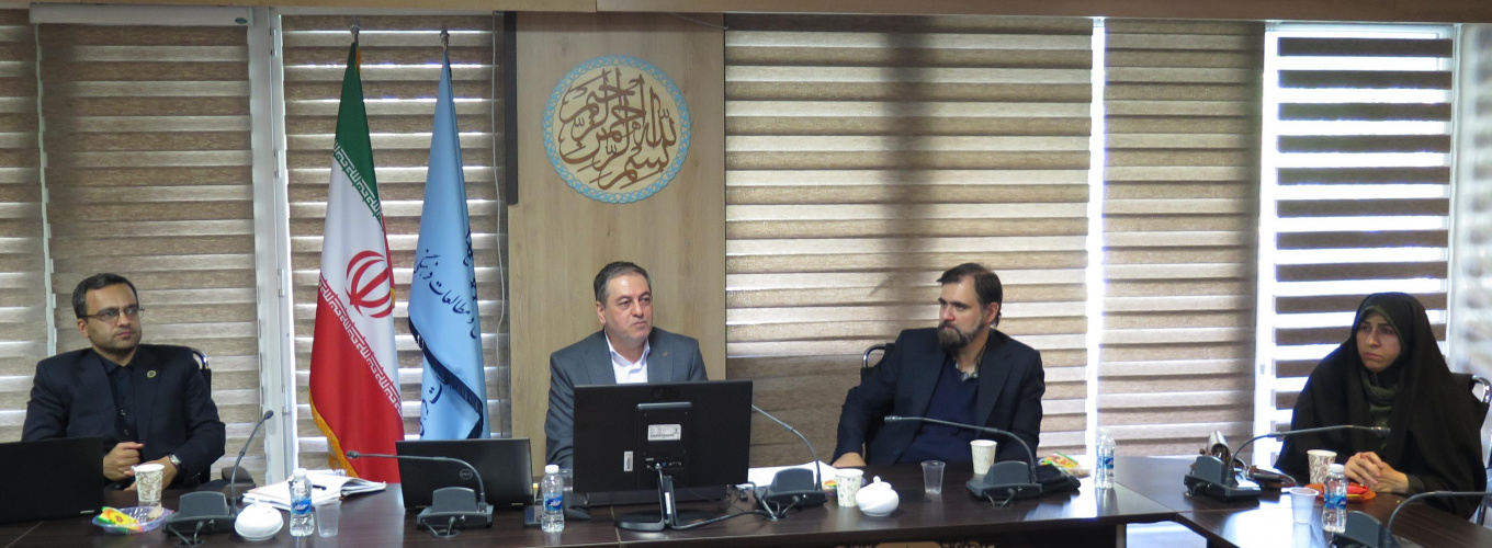 گزارش نشست «نقد و بررسی کتاب اجماع لندن؛ اصول اقتصادی برای قرن بیست و یکم»