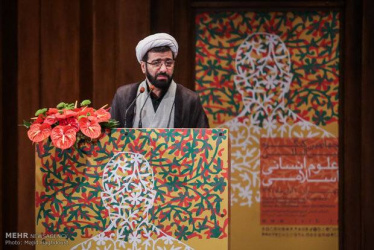 دین میتواند در علوم انسانی انقلاب مفهومی به راه بیندازد