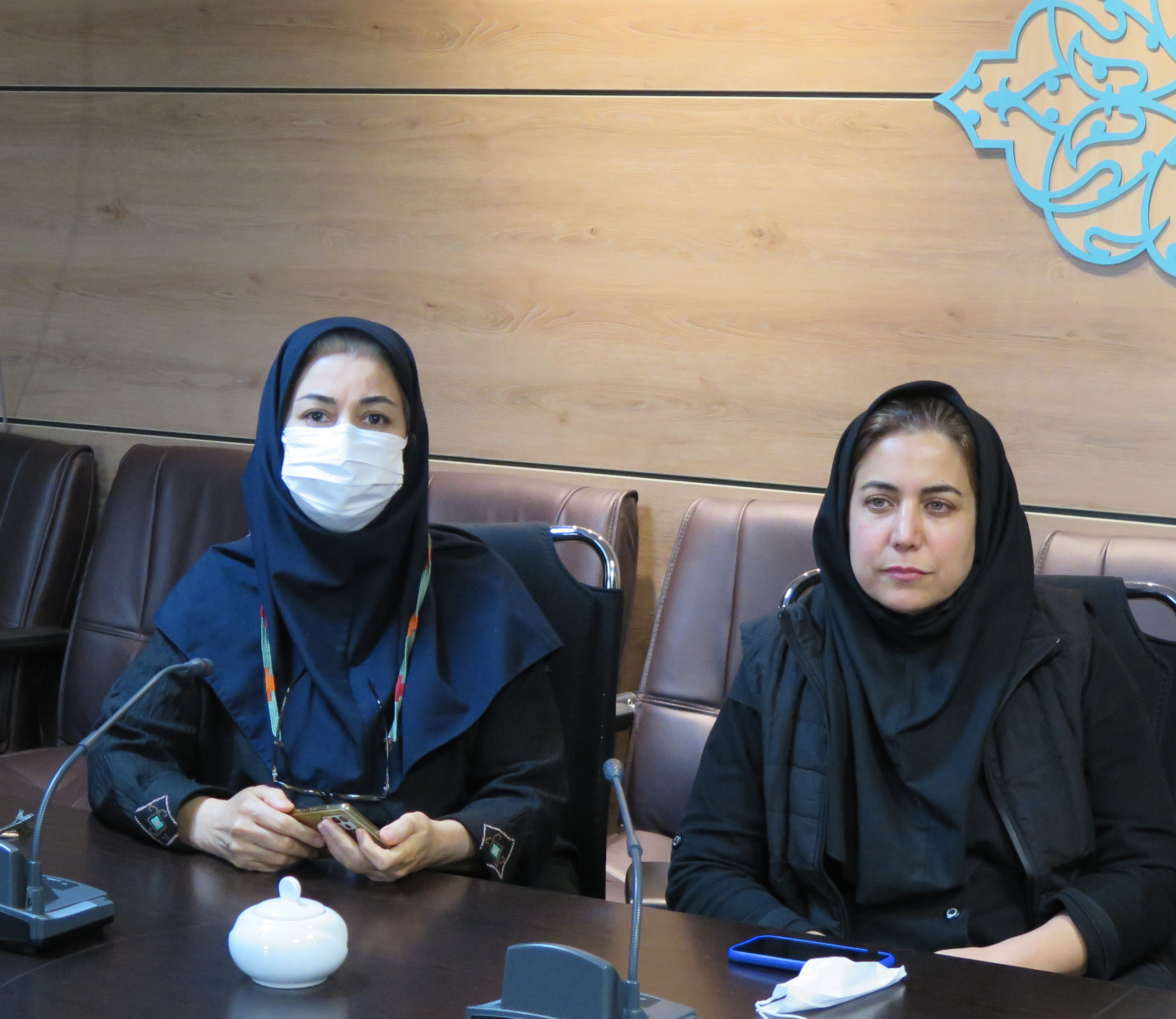 گزارش نشست «جهان هزارافسان ایرانی»