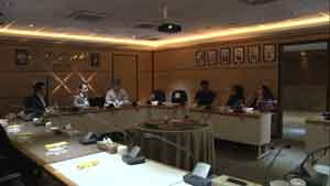 ارتباط ویدیوئی استاد طارق هاشمی نقد کتاب "اردو غزل نئی تشکیل"/ ناقدان: دکتر علی بیات و دکتر صدیق رجایی زاده /۱۴-۰۷-۹۴