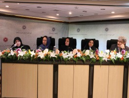 زنانه نویسی از تألیف تا ترجمه/ نرگس قندیل زاده، سمیه آقاجانی، موسی بیدج، افسانه حجتی طباطبایی، شکوه السادات حسینی/ ۱۹-۰۲-۱۳۹۶