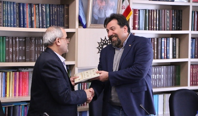 گزارش جلسه امضای تفاهم‌نامه پژوهشگاه علوم انسانی و مطالعات فرهنگی با دانشگاه ساپینزای رم (ایتالیا)