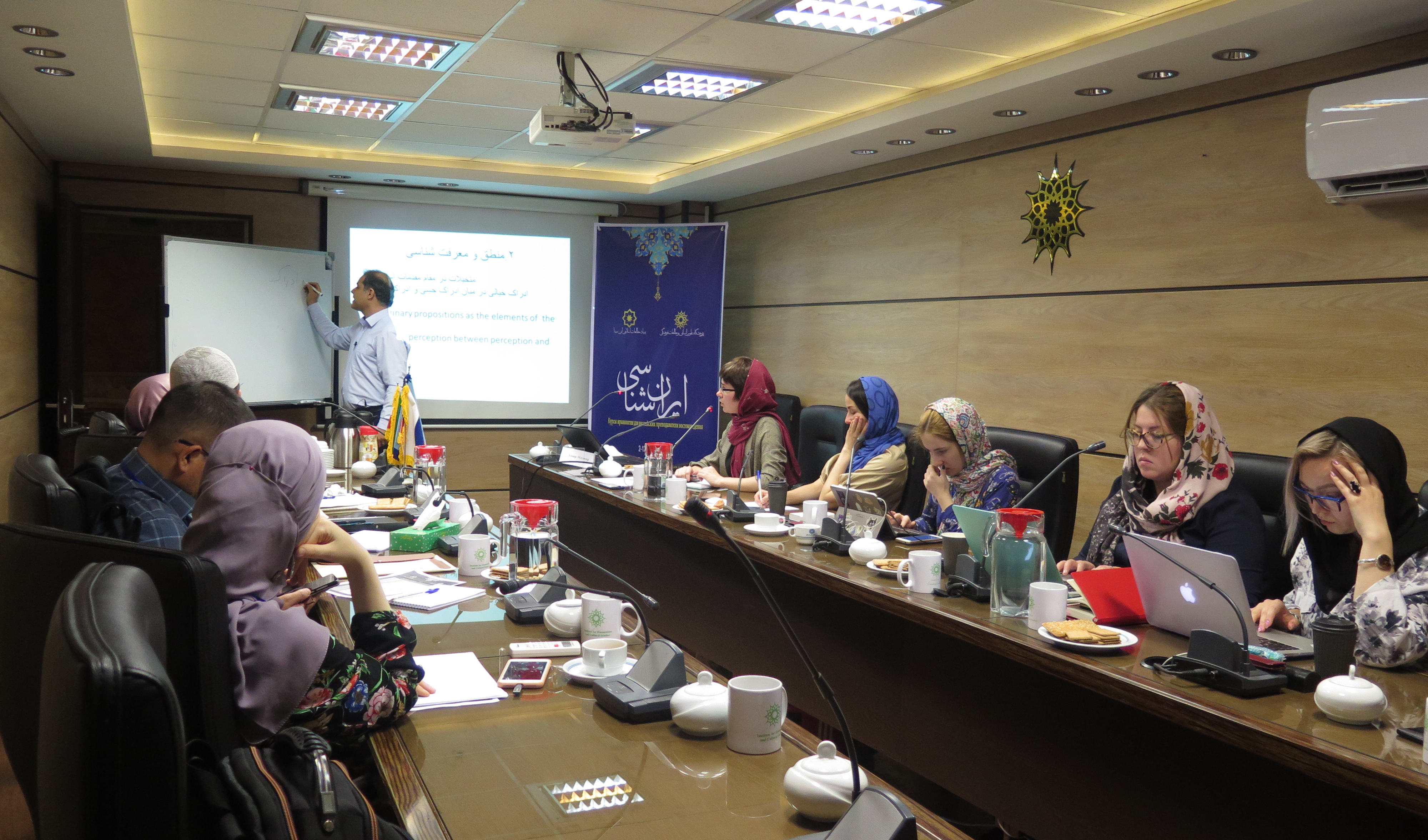 گزارش روز ششم «کارگاه ایران‌شناسی برای استادان شرق‌شناس روسی»