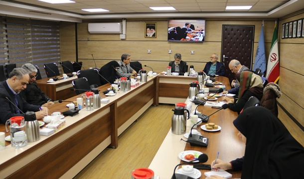 تأکید دکتر قبادی بر همگرایی پژوهشگاه‌ها در دفاع از حق پذیرش دانشجو