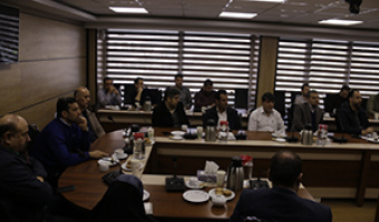 نشست بسیج اساتید پژوهشگاه با حضور: سیدرضا صدرالحسینی تحلیل نهضت مقاومت و تحولات منطقه با تأکید بر نقش سردار حاج قاسم سلیمانی، ۳۰ دیماه ۹۸