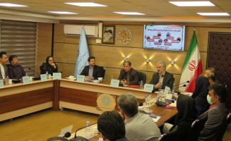 گزارش نشست «تحلیل نظریهپردازانه وقایع اخیر ایران؛ ریشهها و روایتها» + گزارش تصویری