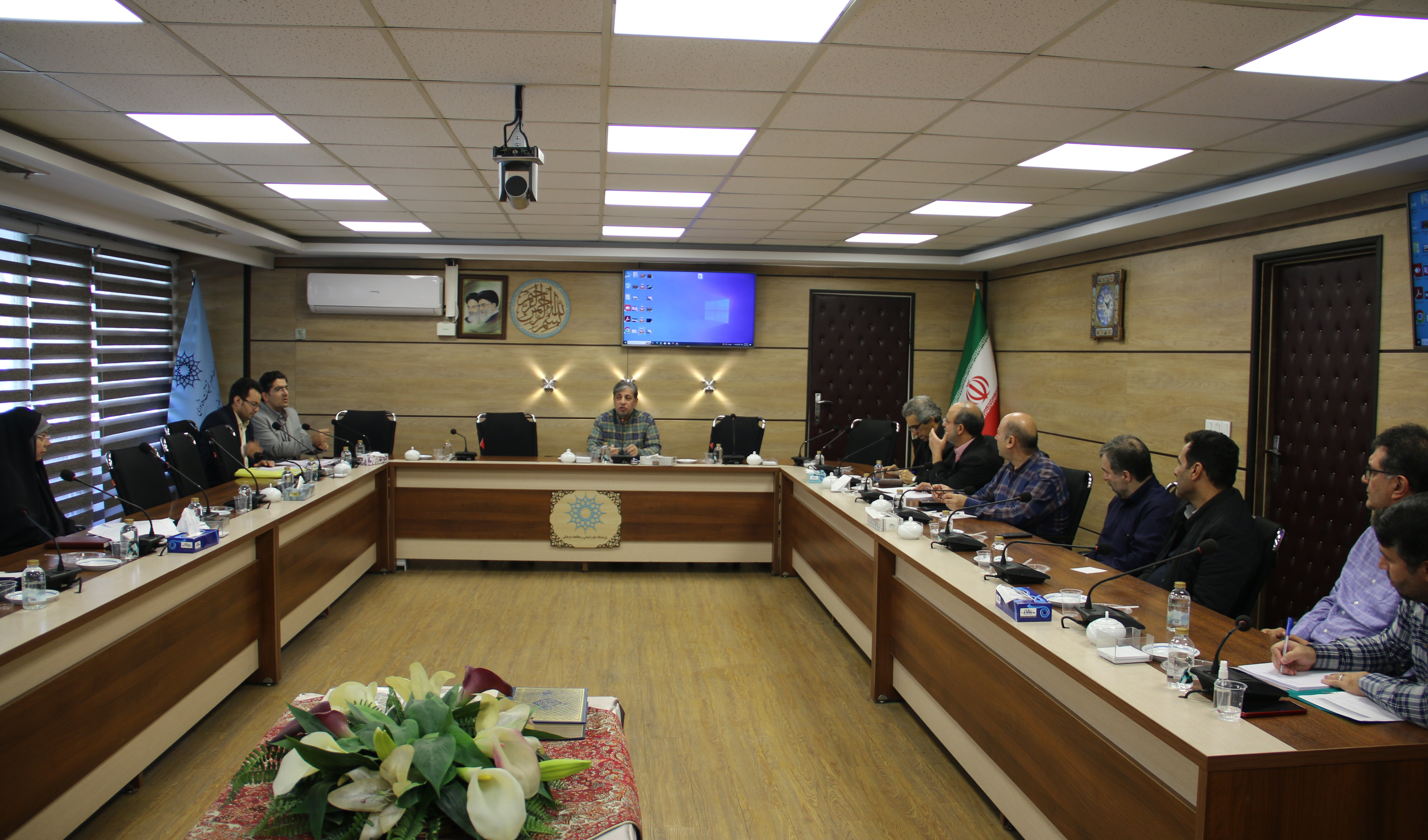 ضرورت بازبینی دروس دانشجویان مقطع دکتری پژوهشگاه