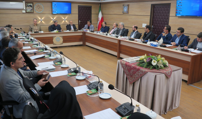 بررسی فعالیت‌های تفصیلی پژوهشکده دانشنامه‌نگاری