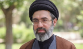 آیت‌الله خامنه‌ای: مسئولیت امروز دانش‌آموزان و دانشجویان، زدودن پرده‌های جهل و تاریکی است