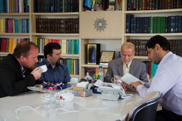 تأکید بر گسترش همکاری های علمی بین المللی در دیدار رئیس پژوهشگاه و نماینده بنیاد مطالعات اسلامی مسکو