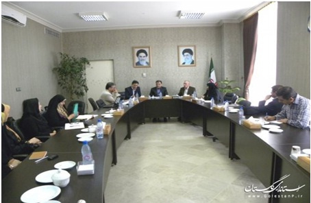 نشست اساتید پژوهشگاه علوم انسانی وسرپرست دفتر امور زنان و خانواده استانداری گلستان