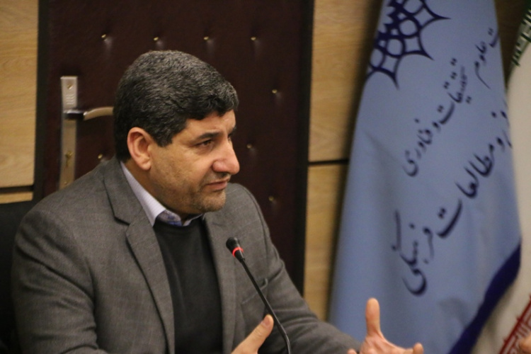 گزارش سخنرانی «الزامات و موانع اجتماعی ظهور رسانهی فراملی در ایران»